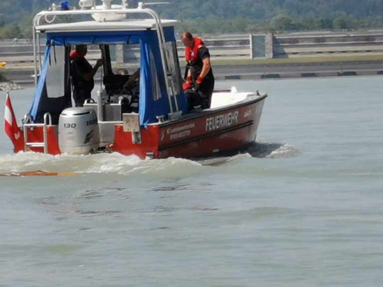 Ausbildungsprüfung Feuerwehrboot