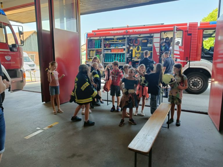 Besuch der 3. Klassen der Volksschule St. Pantaleon