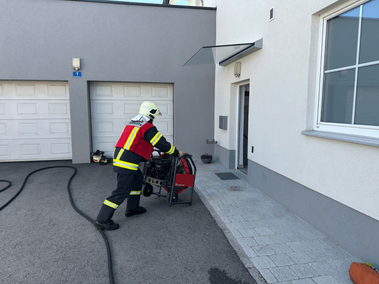 Brandverdacht – Rauch im Keller